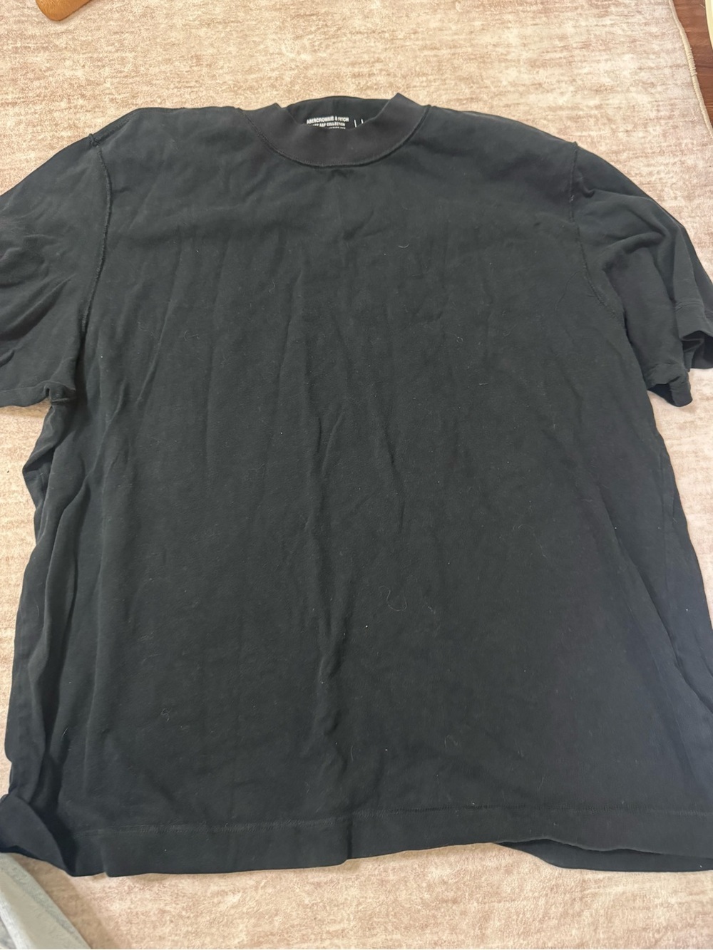 Abercrombie & fitch men’s tee size large